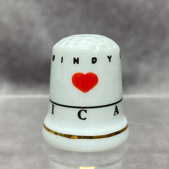 Chicago Souvenir Porcelain Thimble With Gold Accents & Windy City Design - Picture 4 of 8